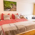 Bergidyll 1 Gartenwohnung Apartmán Ramsau am Dachstein