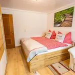 Apartmán Bergidyll 1 Gartenwohnung *