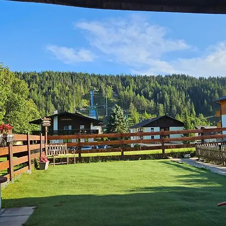 Bergidyll 1 Gartenwohnung Διαμέρισμα *