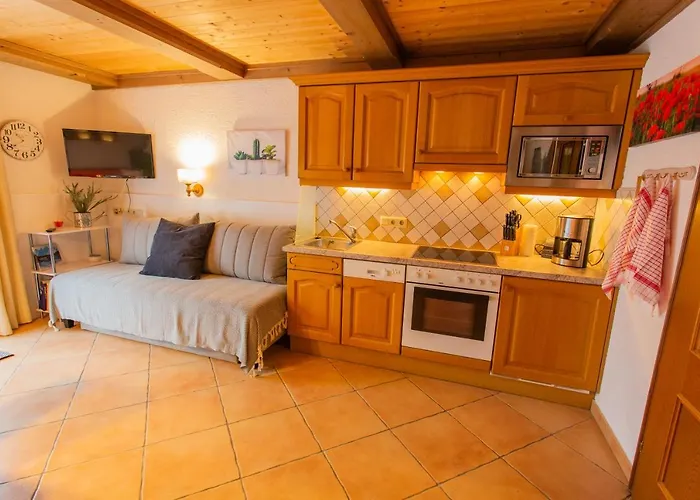 Апартаменти Bergidyll 1 Gartenwohnung